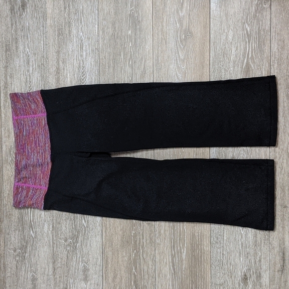 Lululemon Gather and Crow Crop Leggings Black/Wee Are From Space Pink sz 4 - Picture 2 of 12